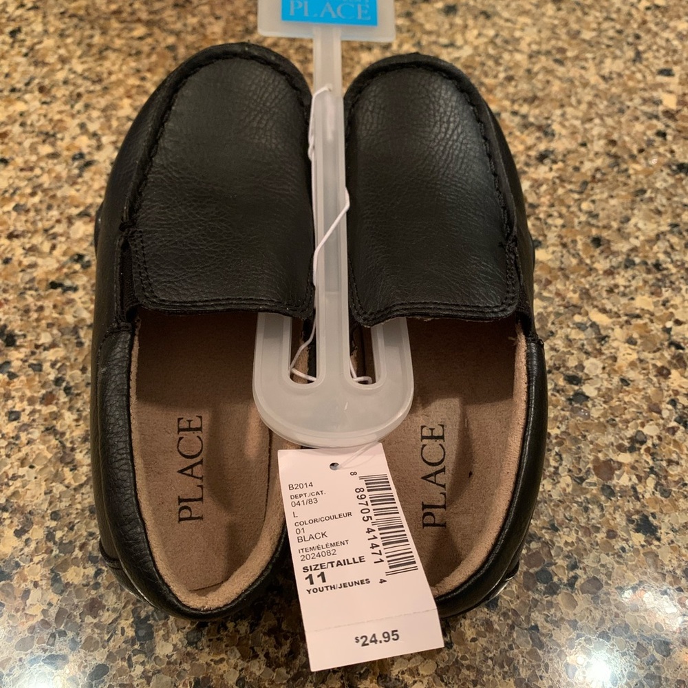NWT Black boys loafers size 11